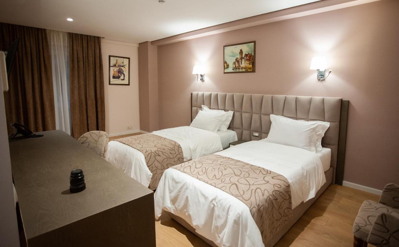Doanesia Premium Hotel & Spa Тирана Экстерьер фото