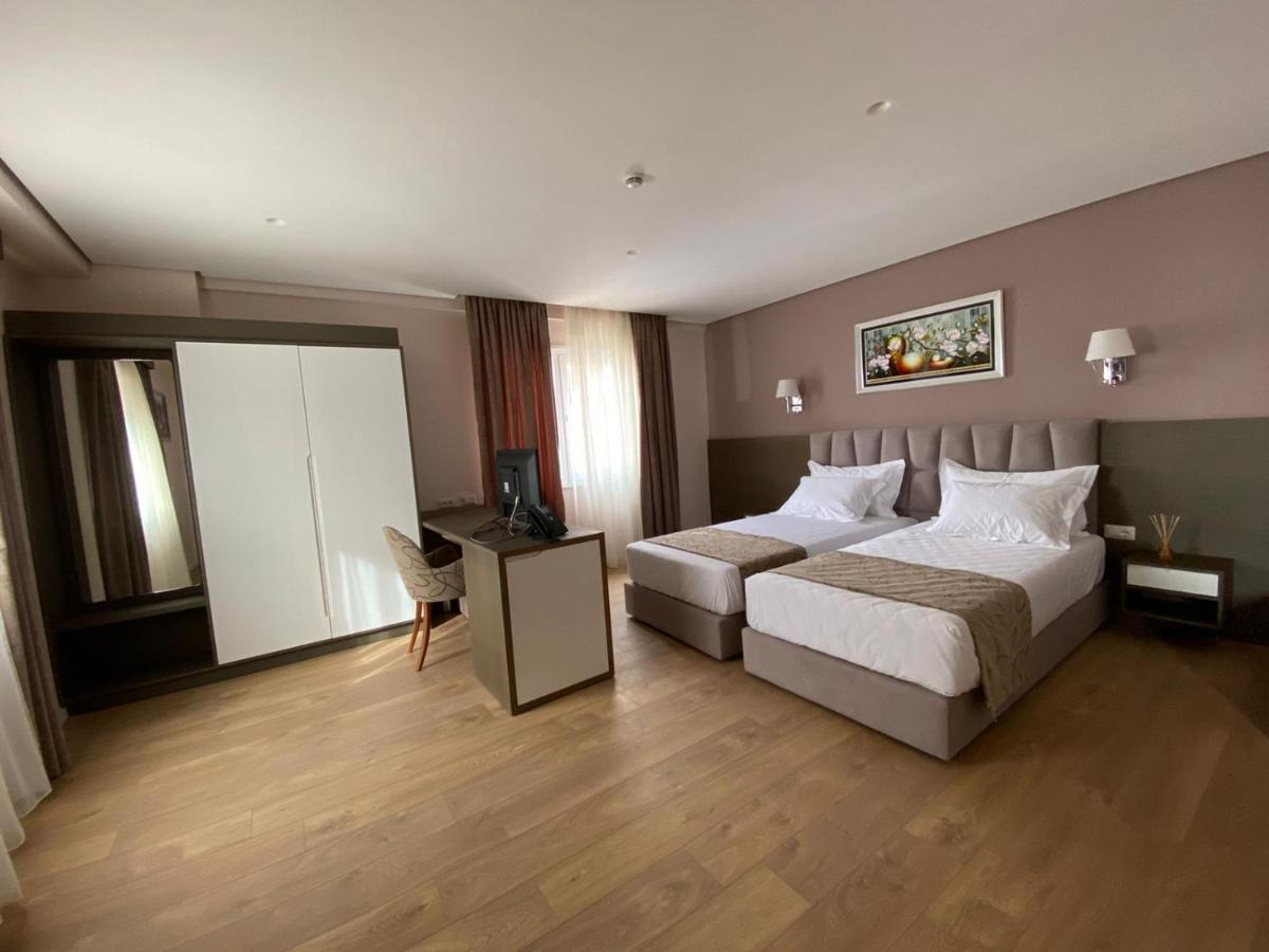 Doanesia Premium Hotel & Spa Тирана Экстерьер фото