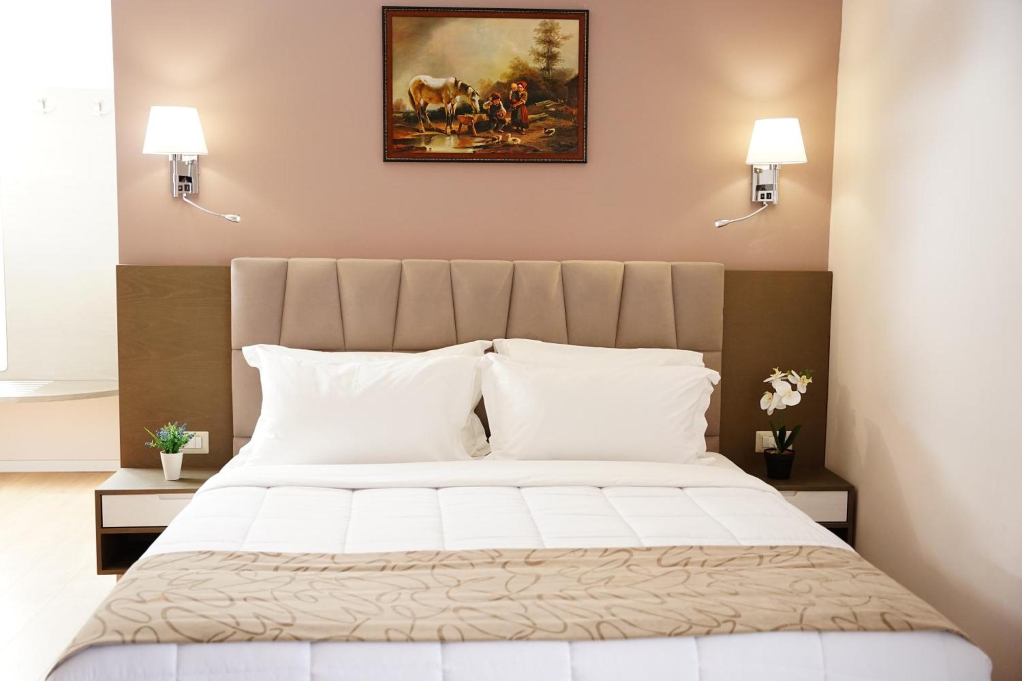 Doanesia Premium Hotel & Spa Тирана Экстерьер фото