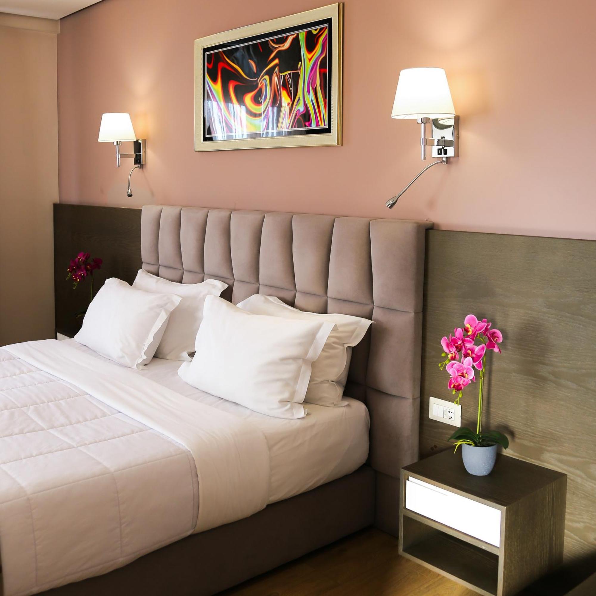 Doanesia Premium Hotel & Spa Тирана Экстерьер фото